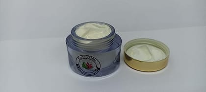 FACE GLOW Skin Whitening Cream - 30 Grams - 1 pc  (White)