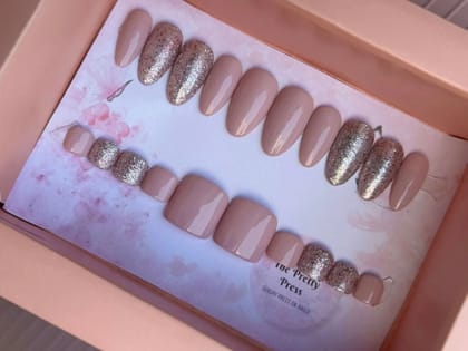 Glittered Nude Chic-Set of 12 / No